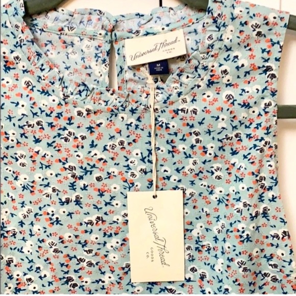 Micro Floral Pattern Ruffle Edge Sleeveless Top Sz Medium NEW! - Picture 3 of 4